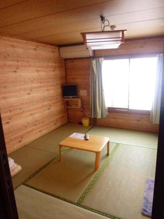 Minshuku Kaisei 1 Hostel Yakushima  Kamer foto