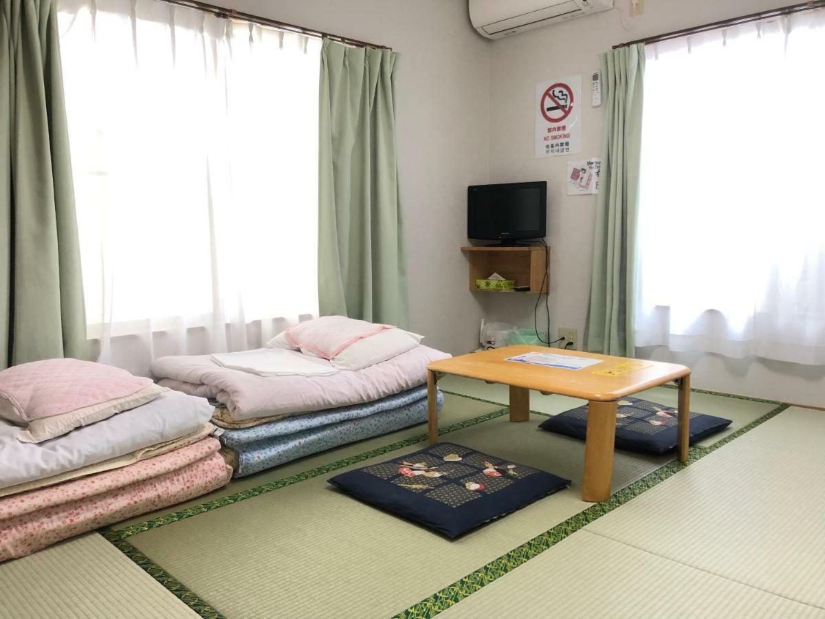Minshuku Kaisei 1 Hostel Yakushima  Buitenkant foto